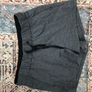 Lululemon on the fly short